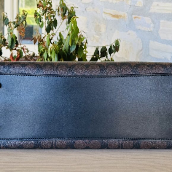 COACH Tatum Carryall Tote/ Zip Wallet Signature Canvas & Leather Brown Black NWT - Picture 5 of 14